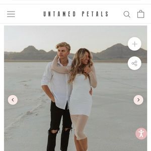 LIKE NEW UNTAMED PETALS PAMPAS SHEER PEARL BODYCON DRESS